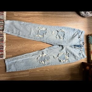 BDG Mom Jean
